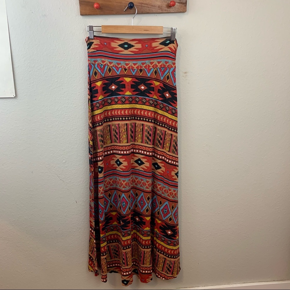 Women’s Bobeau Maxi Skirt Size Medium Tribal Boho Geometric Stretch